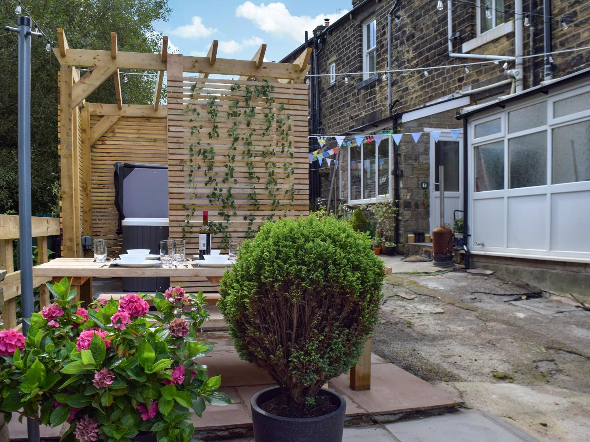 Вилла The Nellie Nook Greenfield  Экстерьер фото